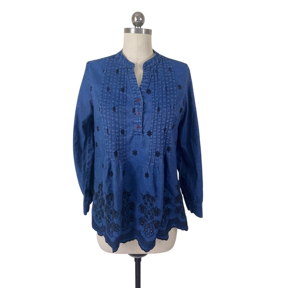 American Sweetheart Tunic Top Womens M-L Blue Chambray Embroided Cottage Peasant